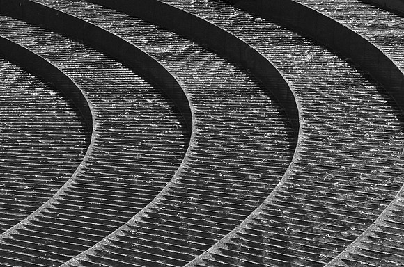 Sydney, Darling Harbour  Spiral fountain